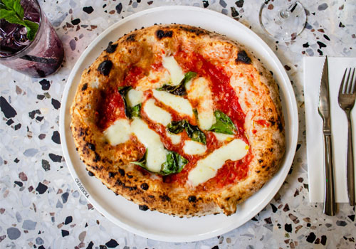 Neapolitan pizza margeretha