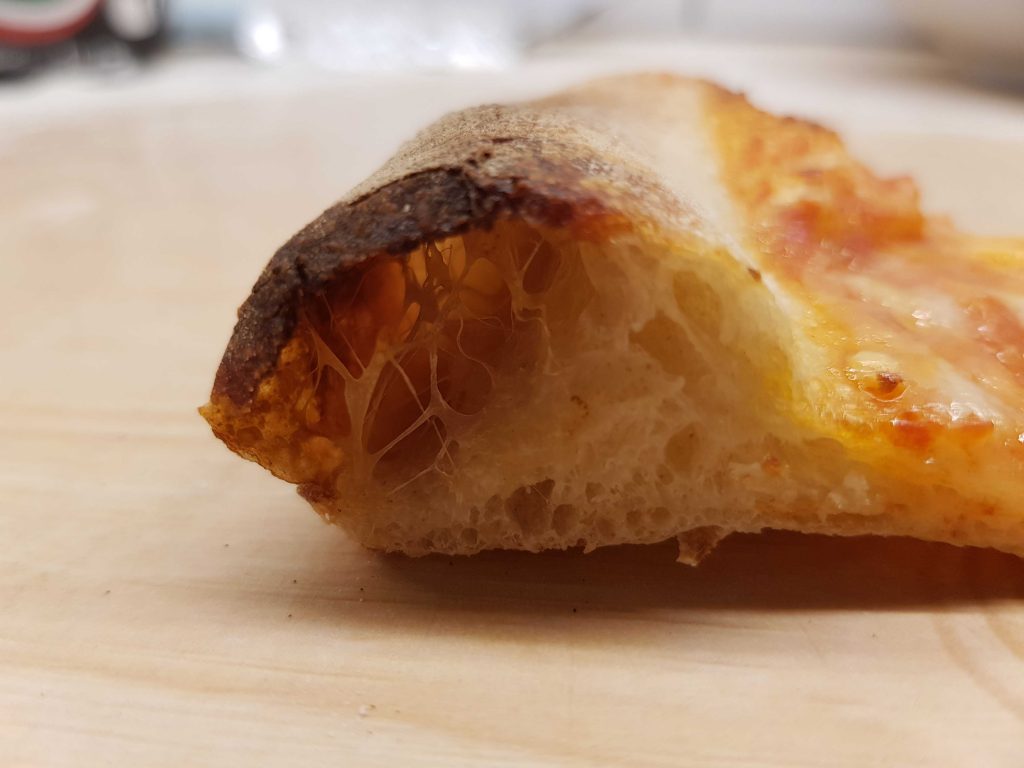 Pizza crust with oven spring 